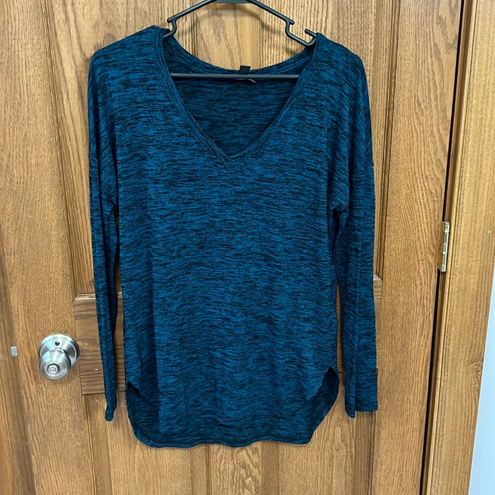 Women’s medium top